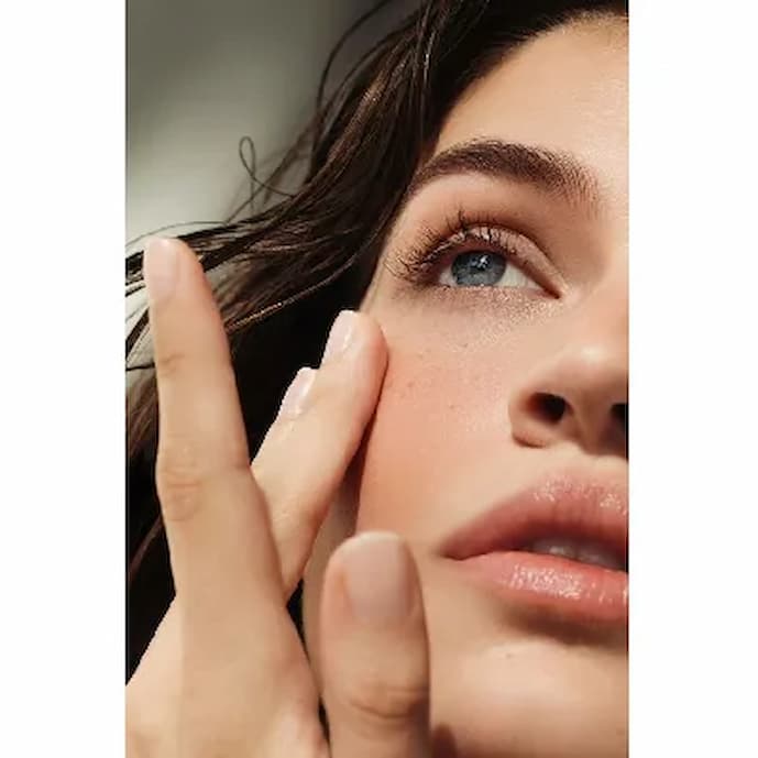 COMO MANTER A SAÚDE DA PELE EM VIAGENS