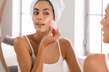 Skincare para pele oleosa: o equilíbrio entre limpeza e hidratação