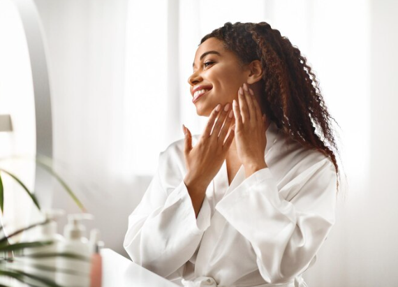 Como evitar o efeito rebote na pele ao usar produtos para acne

