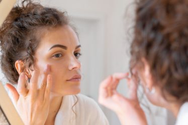 Tratamento para pele ressecada: quando o hidratante não basta